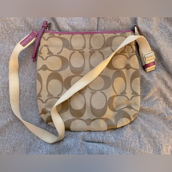 Authentic Coach Crossbody Purse - Picture 2 of 3